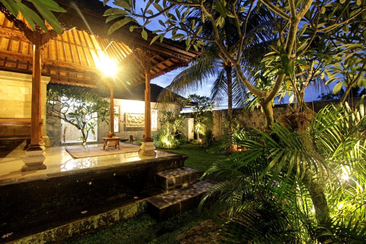 Sari House Ubud - Balinese Style Homestay Exteriér fotografie