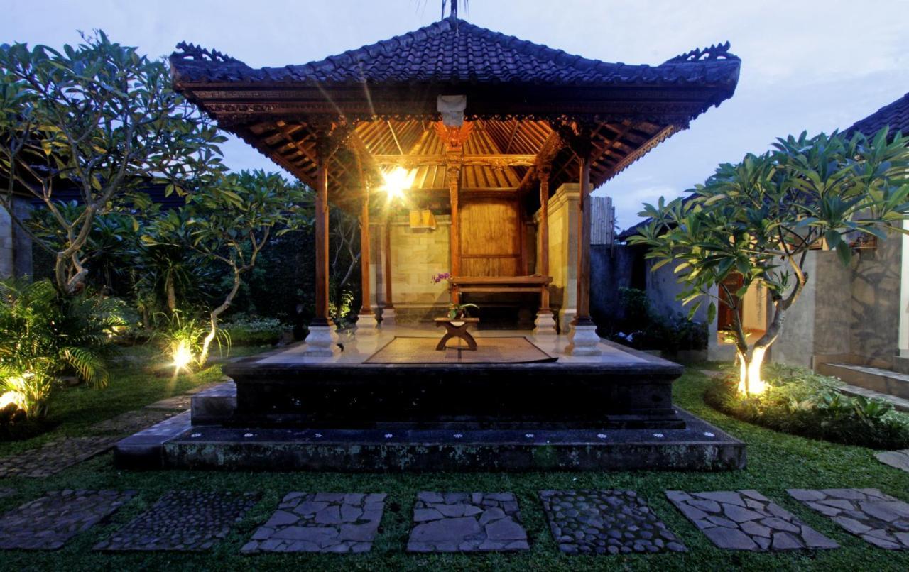 Sari House Ubud - Balinese Style Homestay Exteriér fotografie