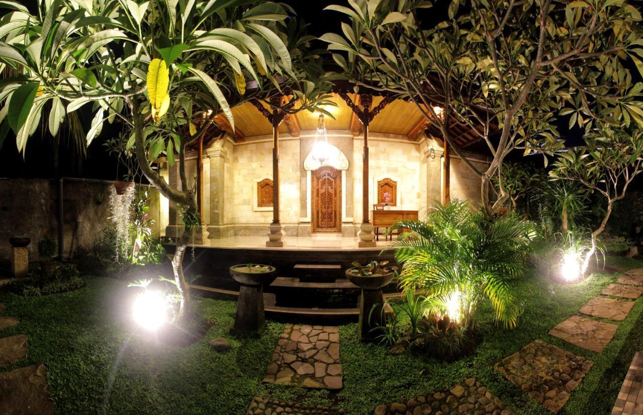 Sari House Ubud - Balinese Style Homestay Exteriér fotografie